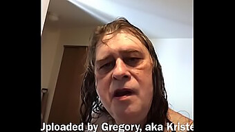 Oglądaj, Jak Gregory Lewis Występuje W Filmie Hello Na Xvideos Z Muzyką Na Flecie.