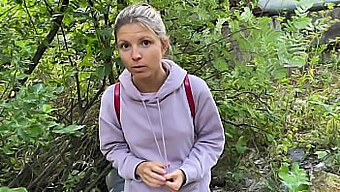 Gina Gerson Pillada Y Penetrada Por Una Micción Ilegal Al Aire Libre (1a Parte)