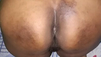 Desi Kaynana, 69 Pozisyonunda Damadından Sert Anal Alıyor