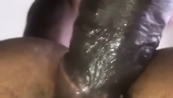 Young Jamaican Teen'S Anal Play Leads To Intense Female Ejaculation